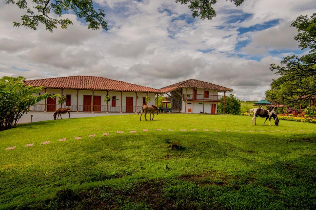 Вілла Hacienda El Saman Кімбая Екстер'єр фото